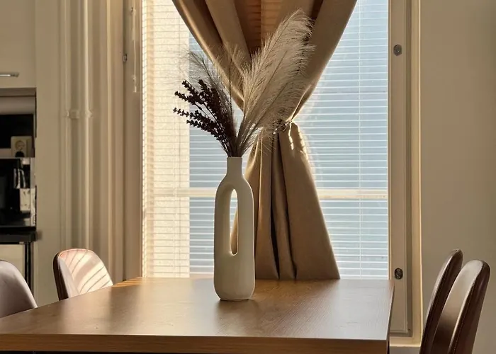 Entire Flat In Downtown